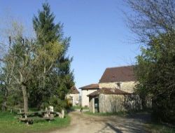 Chambres a la ferme en Dordogne.  8 km* de Gabillou