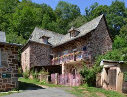 Location de gites pour vos vacances dans l'Aveyron - 12008