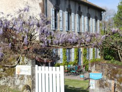 Maison d hotes a Aurillac en Auvergne.  14 km* de Saint Mamet la Salvetat