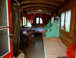 Unusual stay in gypsy caravan in Burgundy