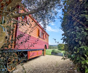 LAGNES Roulotte chez Manon en Luberon - Vaucluse