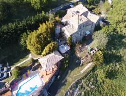 Holiday cottages with swimming pool in Ardeche.
