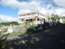 Seaside holiday accommodation in Guadeloupe