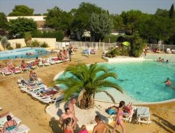 Aigues Mortes Vacances camping dans le Gard