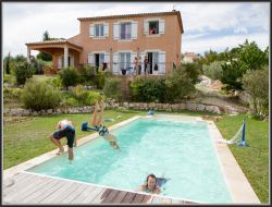 Bed & Breakfast with pool in Provence, France