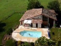Holiday home with pool in the Tarn et Garonne. near Lalbenque