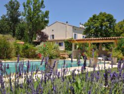 Holiday cottage with pool in the Drome, France.