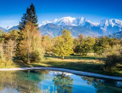 Les Carroz d'Arches Camping Mont Blanc en Haute Savoie