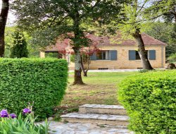 Large holiday home near Sarlat in the Dorodgne, Aquitaine. near Saint Vincent de Cosse