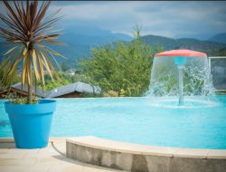 Holiday rentals with heated poll in Midi Pyrenees.