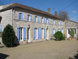 Logement 4-6 personnes  17 km* de Mortagne sur Gironde