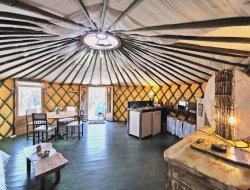 Unusual stay in yurt in the Cantal.