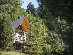 Dieulefit Drome cabane perche en Rhone Alpes