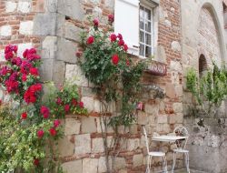 Holiday cottage in the Lot et Garonne near Puy l'Eveque