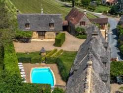 Typical cottages for holidays in Dordogne near Chartrier Ferrire