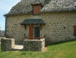 Holiday cottages in Aveyron, Midi Pyrenees. near Villecomtal